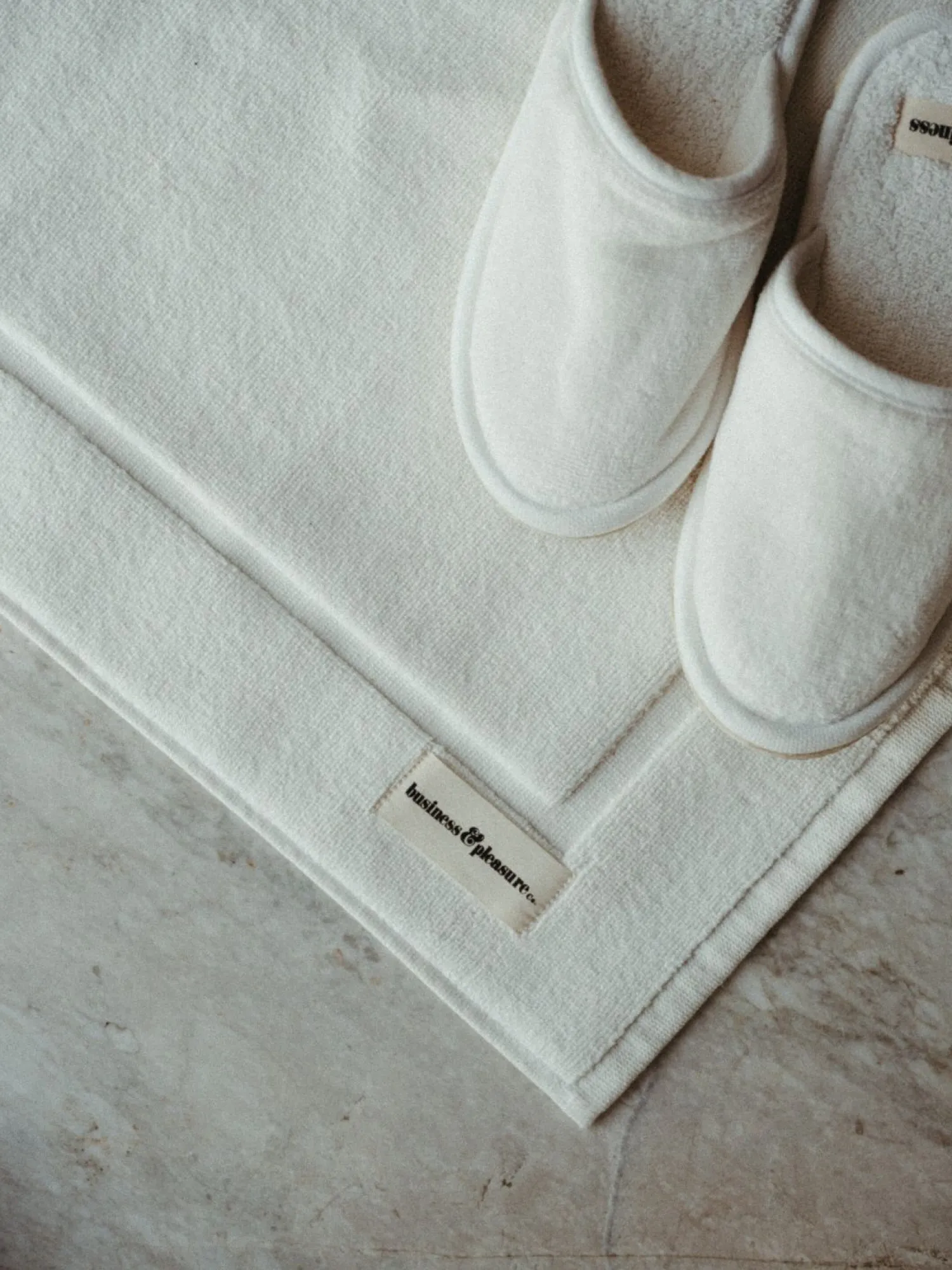 The Bath Mat - Antique White^Business & Pleasure Co. Hot