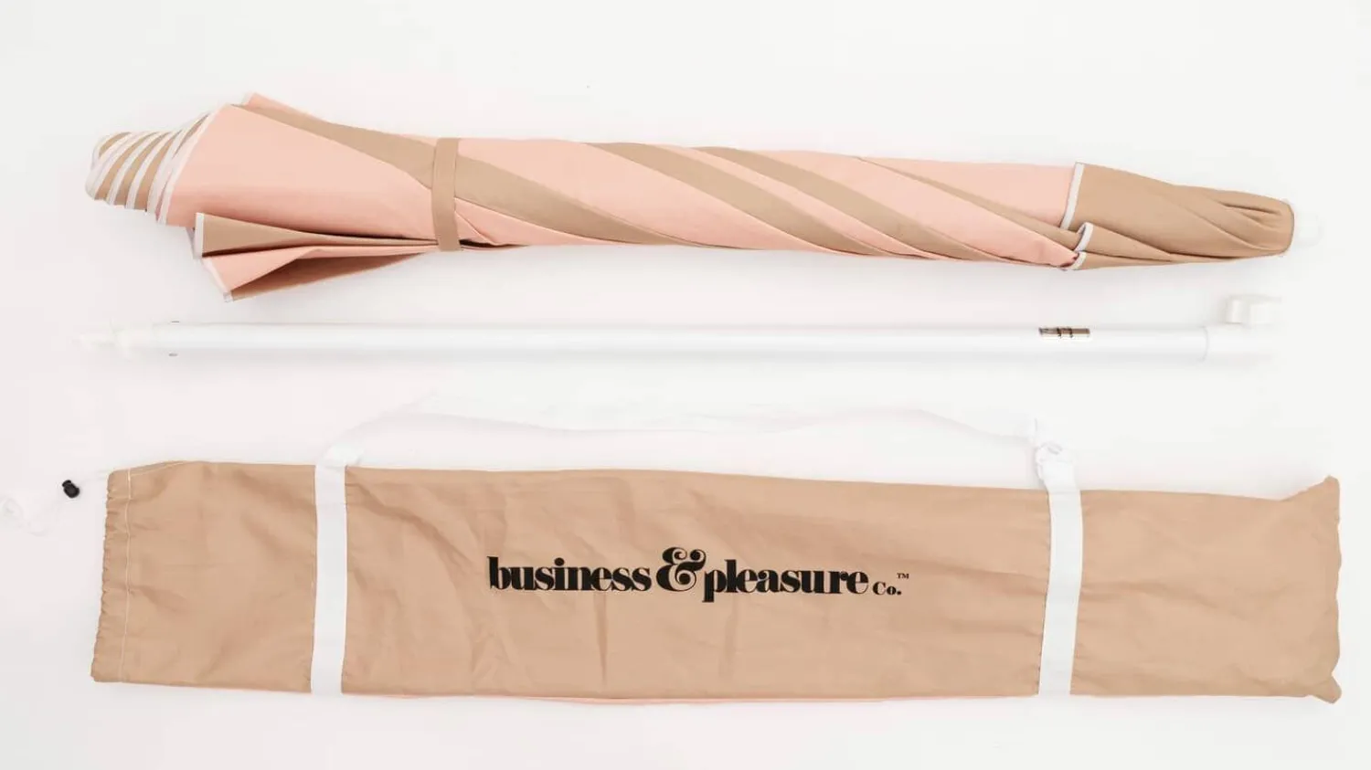 The Family Beach Umbrella - 70'S Panel Sand Pink^Business & Pleasure Co. Fashion