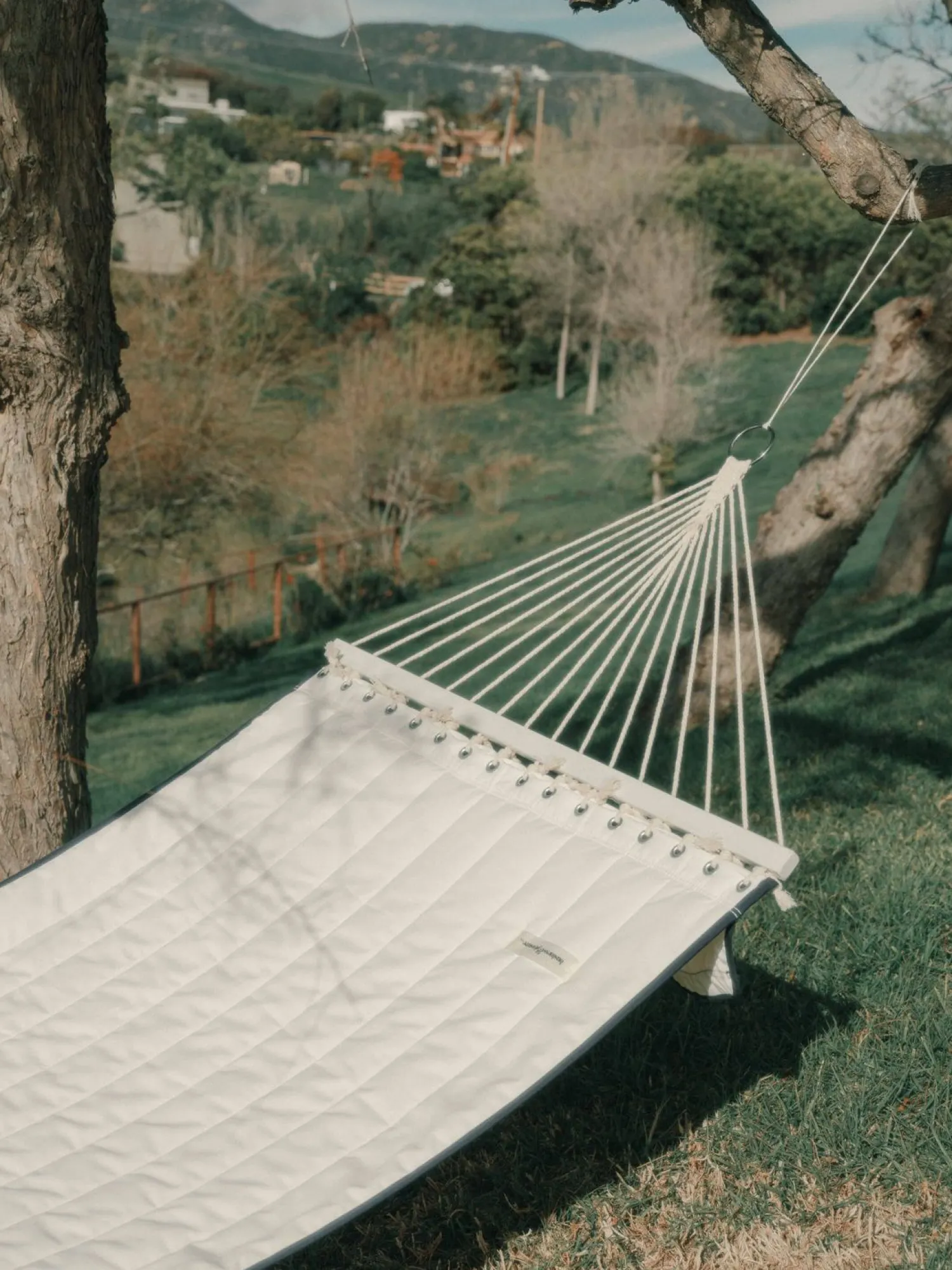 The Hammock - Rivie White^Business & Pleasure Co. Outlet