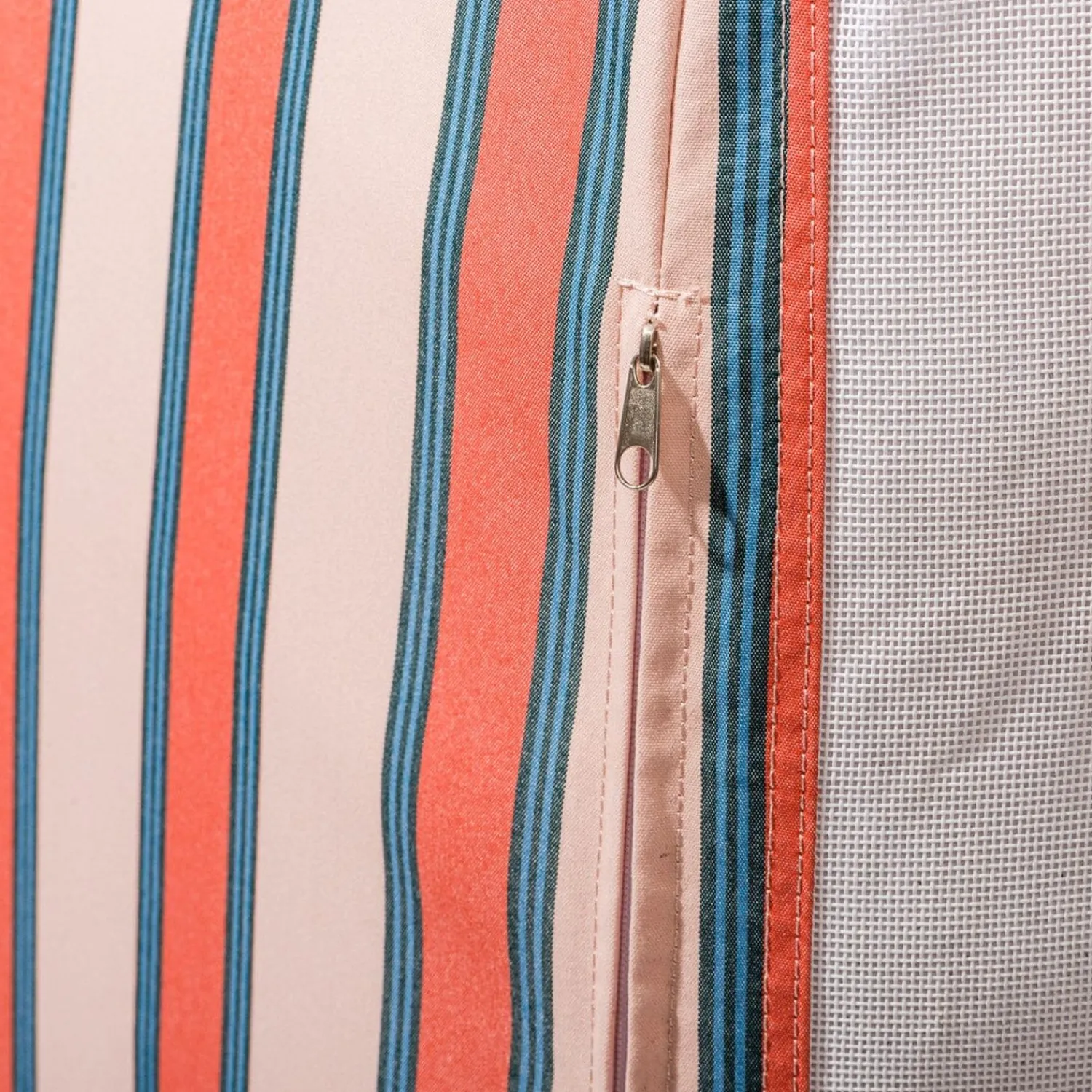 The Xl Pool Lounger - Bistro Dusty Pink Stripe^Business & Pleasure Co. Fashion